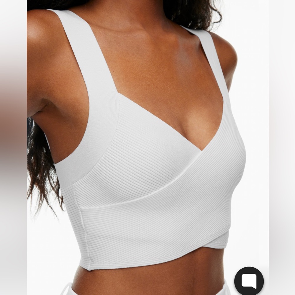 Aritzia Babaton Sculpt Greek Tank